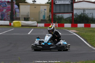08/05/2022 : Un baquet pour Adrien à Megakart Vias (Photos Stéphane Agnus) 2022 — karting