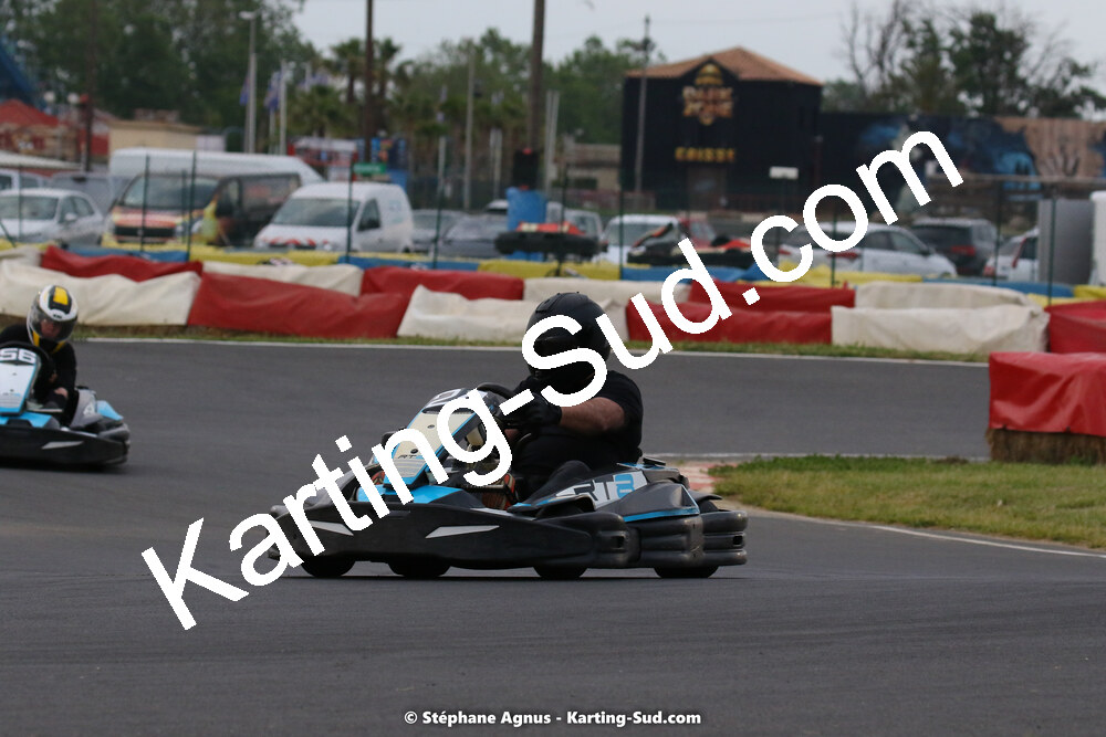 08/05/2022 : Un baquet pour Adrien à Megakart Vias (Photos Stéphane Agnus) 2022 — karting