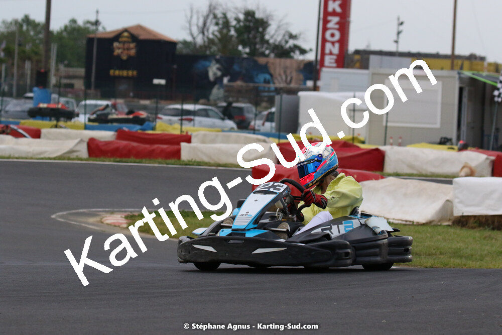08/05/2022 : Un baquet pour Adrien à Megakart Vias (Photos Stéphane Agnus) 2022 — karting