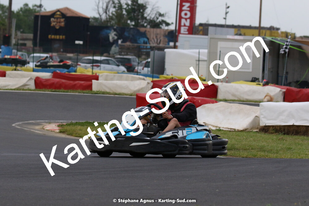 08/05/2022 : Un baquet pour Adrien à Megakart Vias (Photos Stéphane Agnus) 2022 — karting