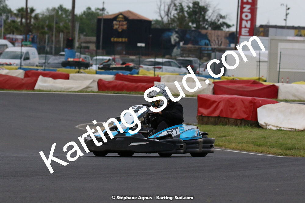 08/05/2022 : Un baquet pour Adrien à Megakart Vias (Photos Stéphane Agnus) 2022 — karting