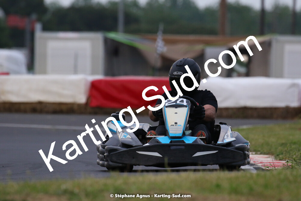 08/05/2022 : Un baquet pour Adrien à Megakart Vias (Photos Stéphane Agnus) 2022 — karting