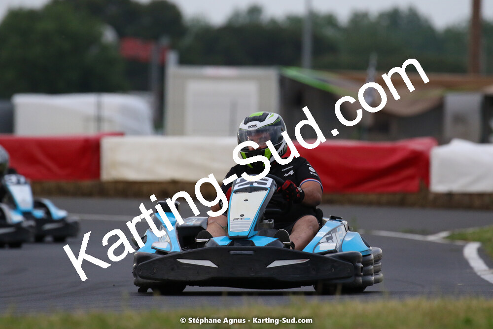 08/05/2022 : Un baquet pour Adrien à Megakart Vias (Photos Stéphane Agnus) 2022 — karting