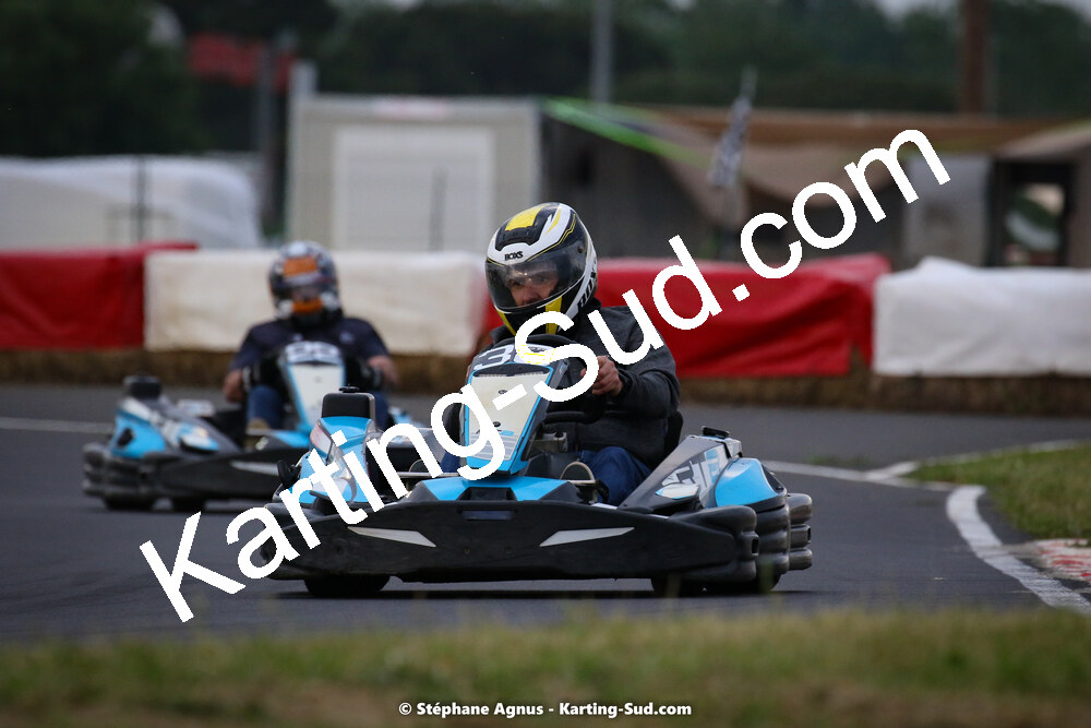 08/05/2022 : Un baquet pour Adrien à Megakart Vias (Photos Stéphane Agnus) 2022 — karting