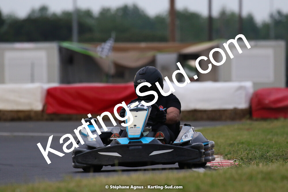 08/05/2022 : Un baquet pour Adrien à Megakart Vias (Photos Stéphane Agnus) 2022 — karting