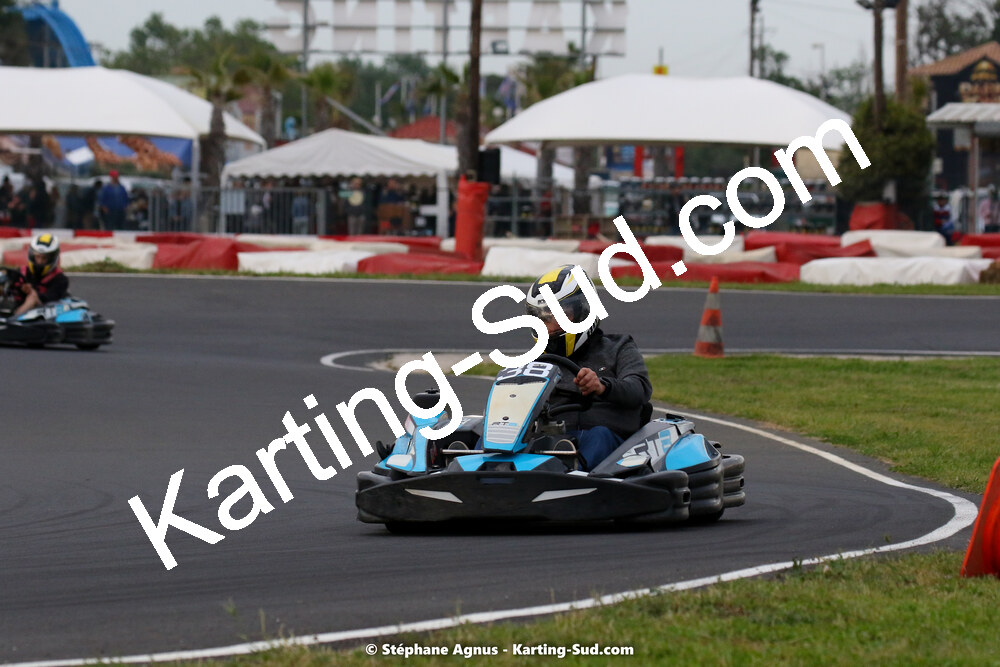 08/05/2022 : Un baquet pour Adrien à Megakart Vias (Photos Stéphane Agnus) 2022 — karting
