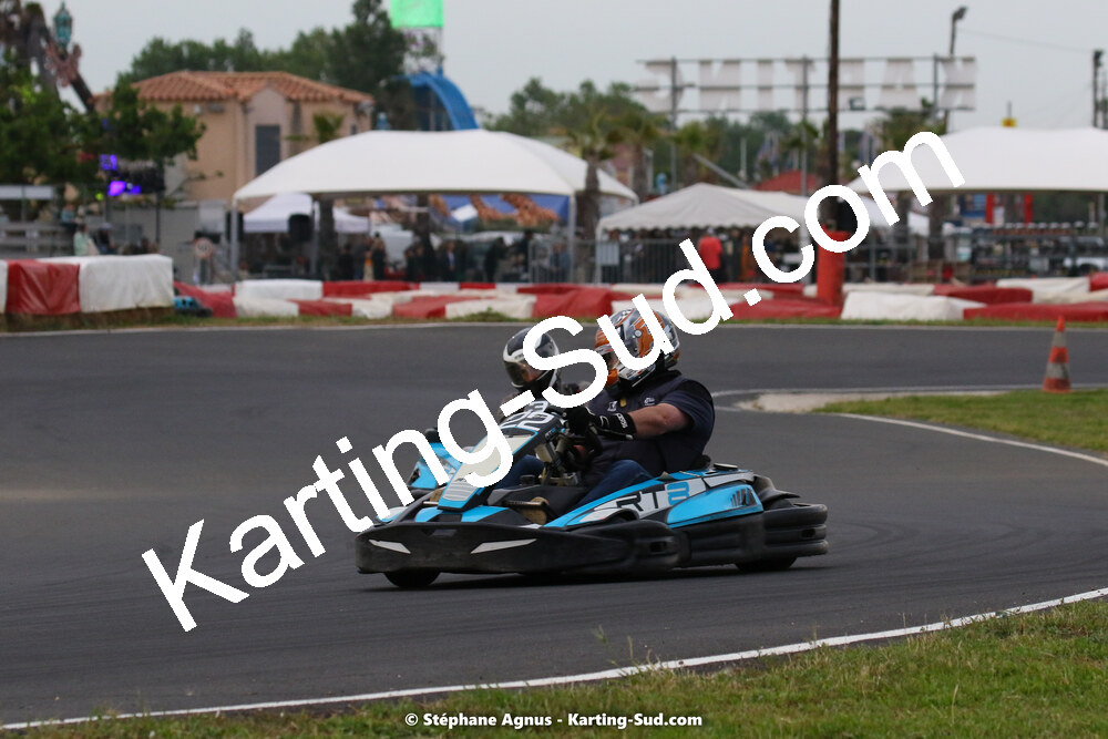 08/05/2022 : Un baquet pour Adrien à Megakart Vias (Photos Stéphane Agnus) 2022 — karting