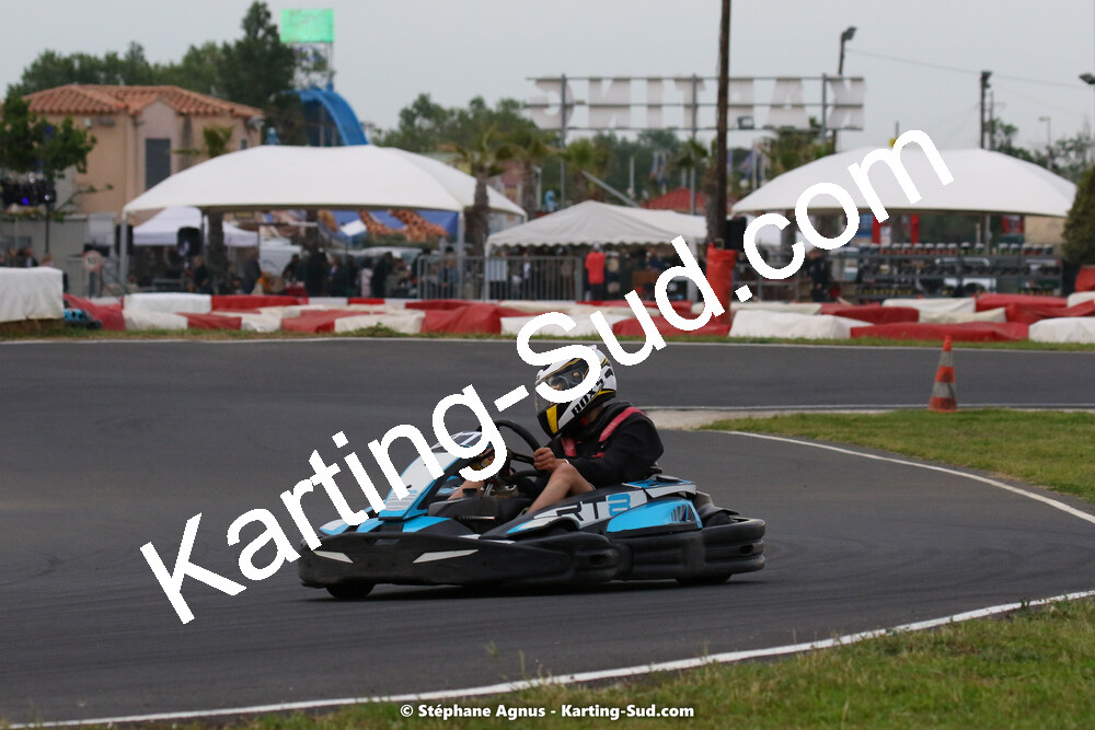 08/05/2022 : Un baquet pour Adrien à Megakart Vias (Photos Stéphane Agnus) 2022 — karting