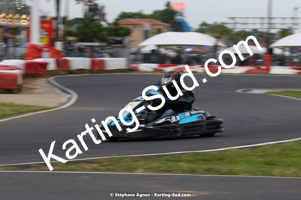 08/05/2022 : Un baquet pour Adrien à Megakart Vias (Photos Stéphane Agnus) 2022 — karting