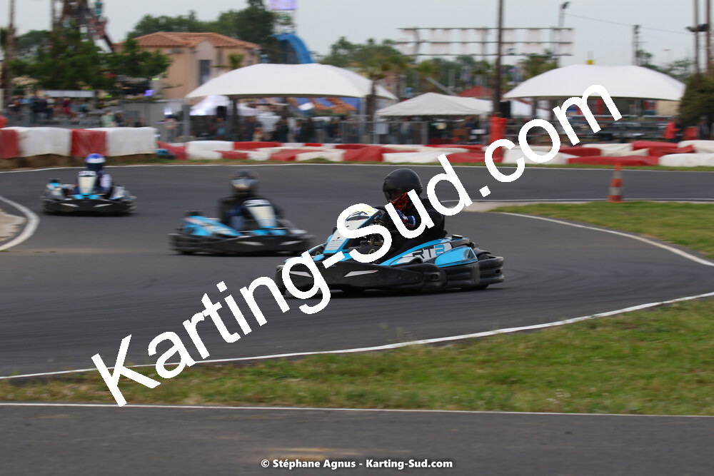 08/05/2022 : Un baquet pour Adrien à Megakart Vias (Photos Stéphane Agnus) 2022 — karting