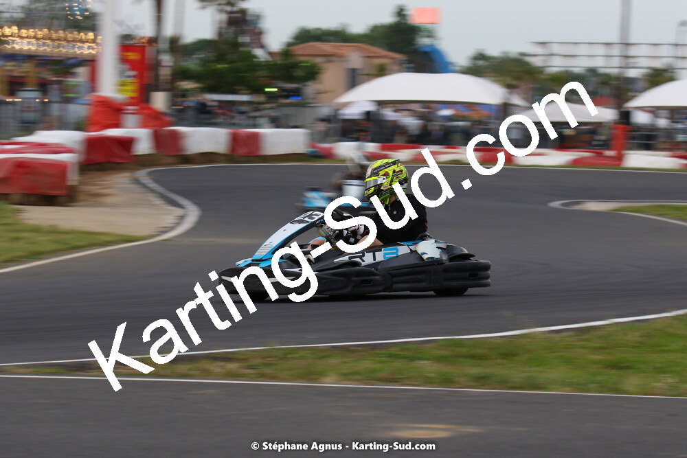 08/05/2022 : Un baquet pour Adrien à Megakart Vias (Photos Stéphane Agnus) 2022 — karting