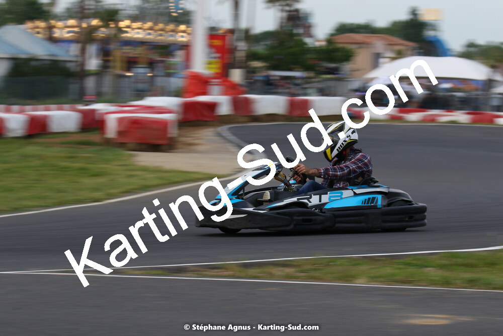 08/05/2022 : Un baquet pour Adrien à Megakart Vias (Photos Stéphane Agnus) 2022 — karting