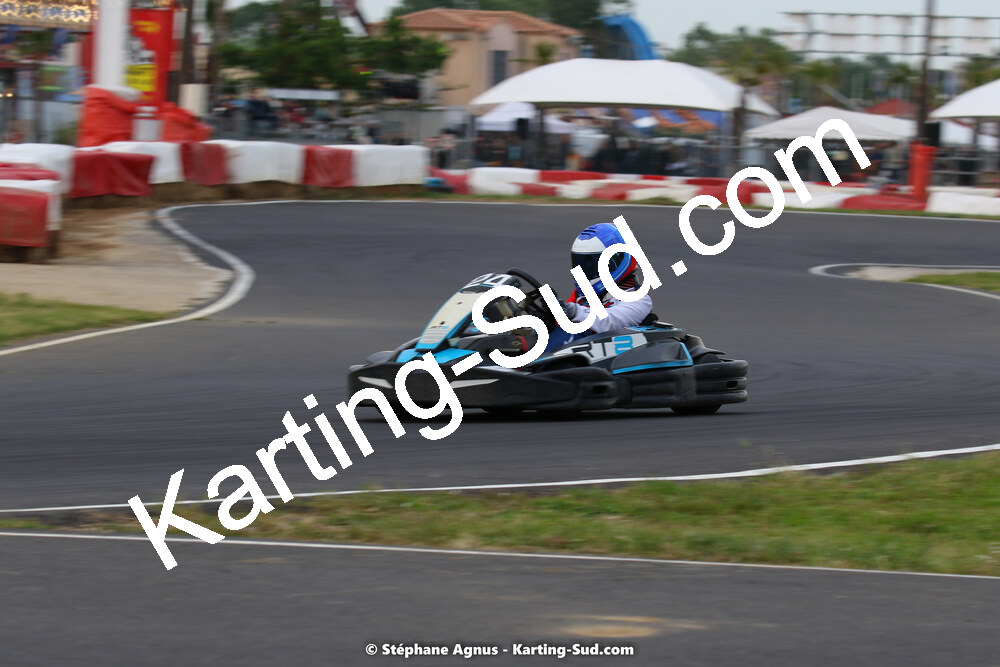 08/05/2022 : Un baquet pour Adrien à Megakart Vias (Photos Stéphane Agnus) 2022 — karting