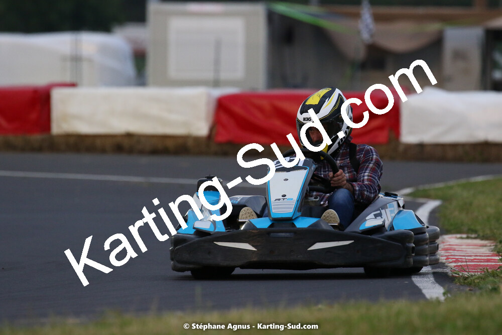 08/05/2022 : Un baquet pour Adrien à Megakart Vias (Photos Stéphane Agnus) 2022 — karting
