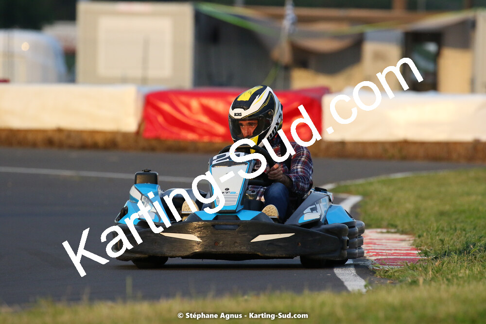08/05/2022 : Un baquet pour Adrien à Megakart Vias (Photos Stéphane Agnus) 2022 — karting