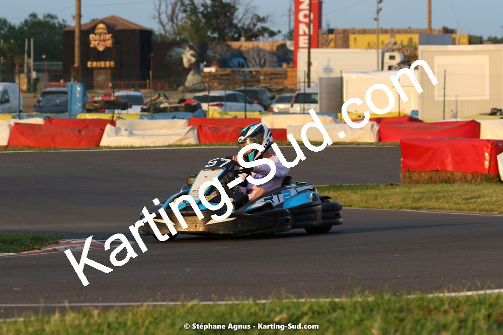 08/05/2022 : Un baquet pour Adrien à Megakart Vias (Photos Stéphane Agnus) 2022 — karting
