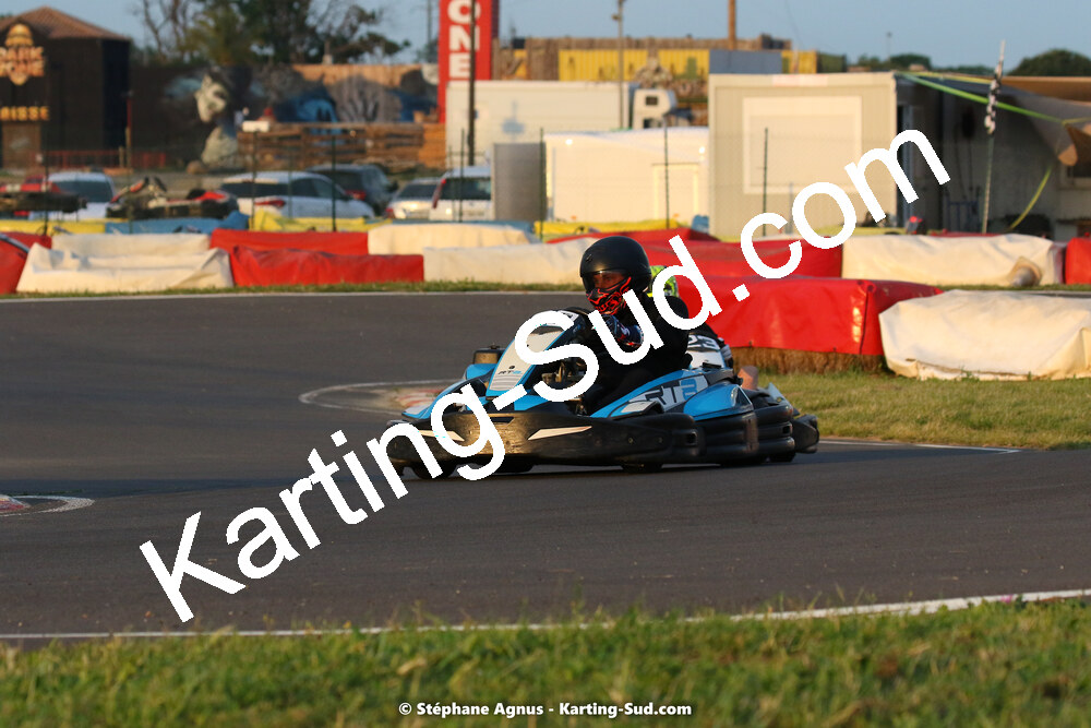 08/05/2022 : Un baquet pour Adrien à Megakart Vias (Photos Stéphane Agnus) 2022 — karting