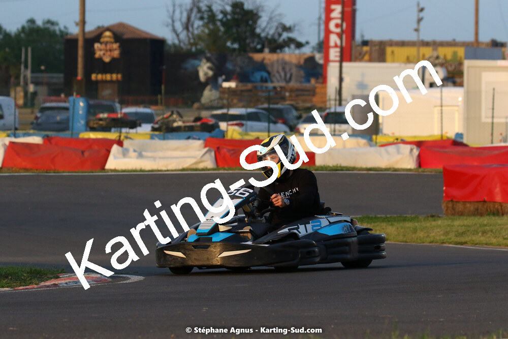 08/05/2022 : Un baquet pour Adrien à Megakart Vias (Photos Stéphane Agnus) 2022 — karting