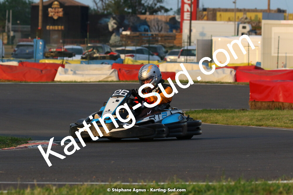 08/05/2022 : Un baquet pour Adrien à Megakart Vias (Photos Stéphane Agnus) 2022 — karting