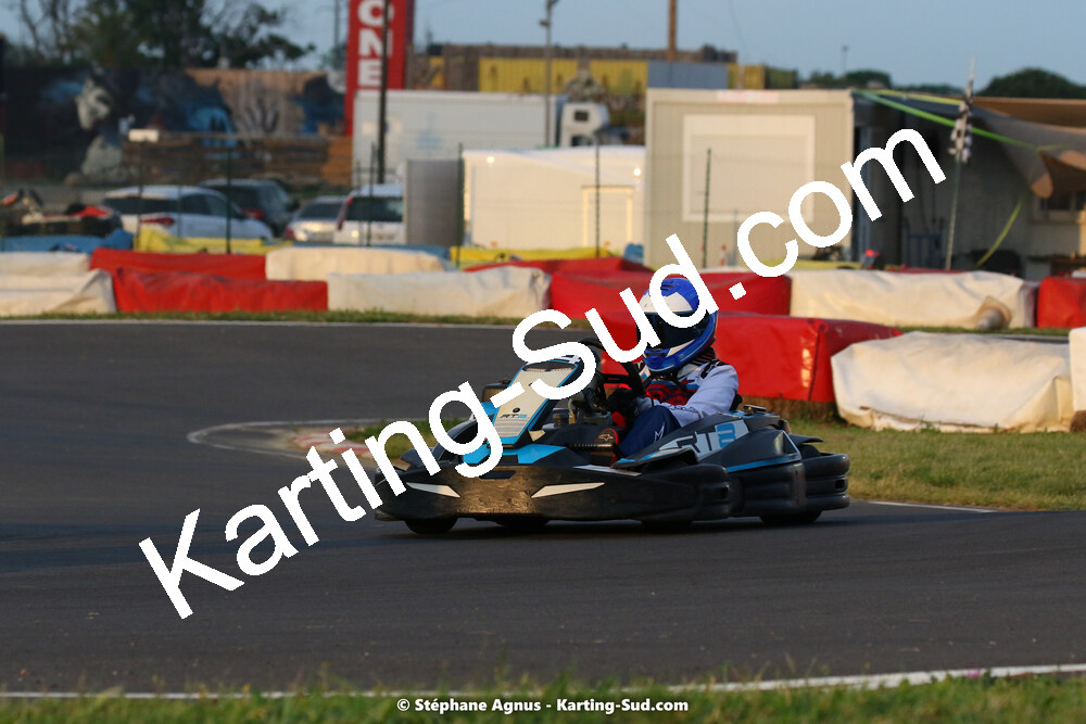 08/05/2022 : Un baquet pour Adrien à Megakart Vias (Photos Stéphane Agnus) 2022 — karting