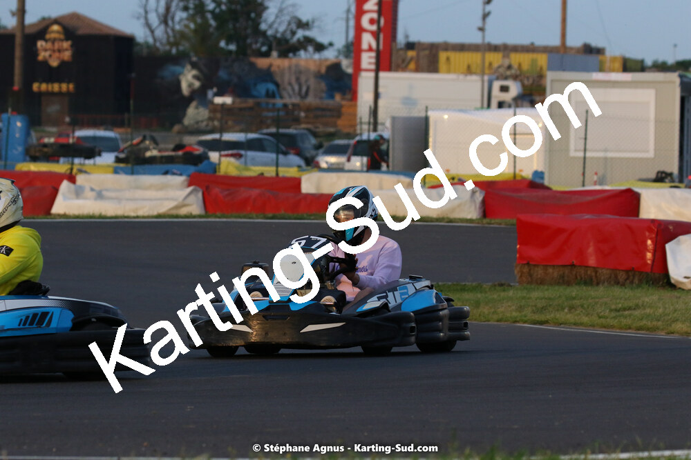 08/05/2022 : Un baquet pour Adrien à Megakart Vias (Photos Stéphane Agnus) 2022 — karting