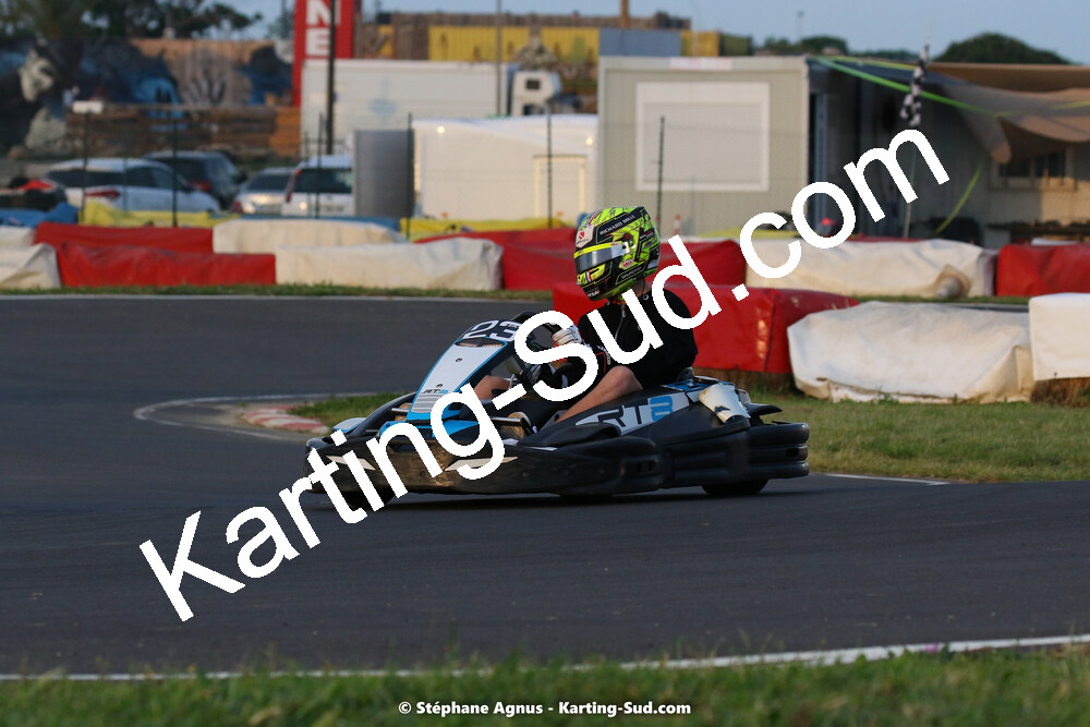 08/05/2022 : Un baquet pour Adrien à Megakart Vias (Photos Stéphane Agnus) 2022 — karting