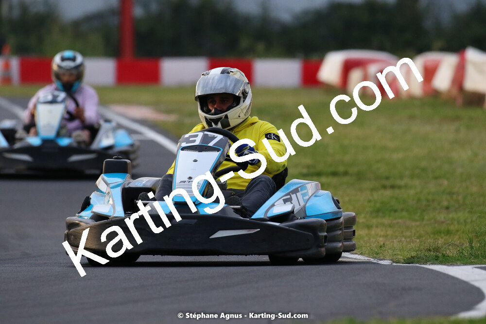 08/05/2022 : Un baquet pour Adrien à Megakart Vias (Photos Stéphane Agnus) 2022 — karting