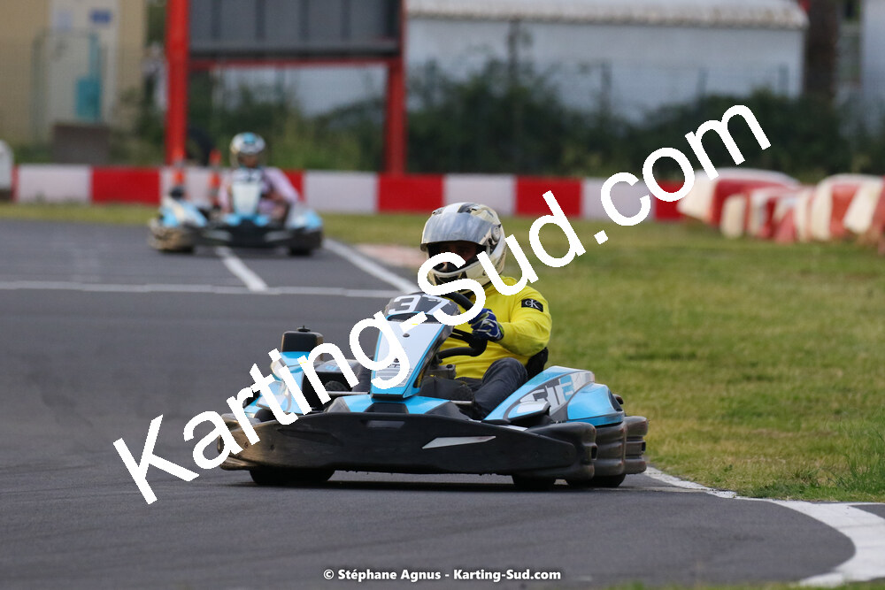 08/05/2022 : Un baquet pour Adrien à Megakart Vias (Photos Stéphane Agnus) 2022 — karting