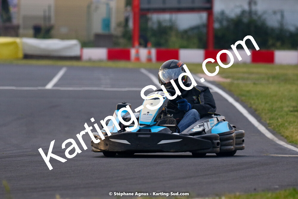 08/05/2022 : Un baquet pour Adrien à Megakart Vias (Photos Stéphane Agnus) 2022 — karting