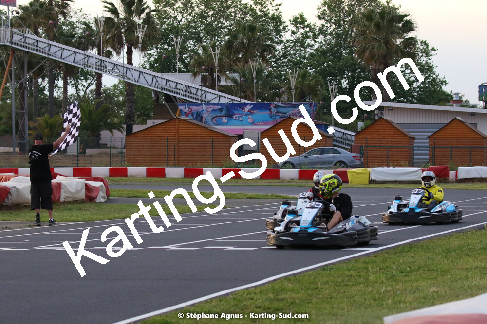 08/05/2022 : Un baquet pour Adrien à Megakart Vias (Photos Stéphane Agnus) 2022 — karting