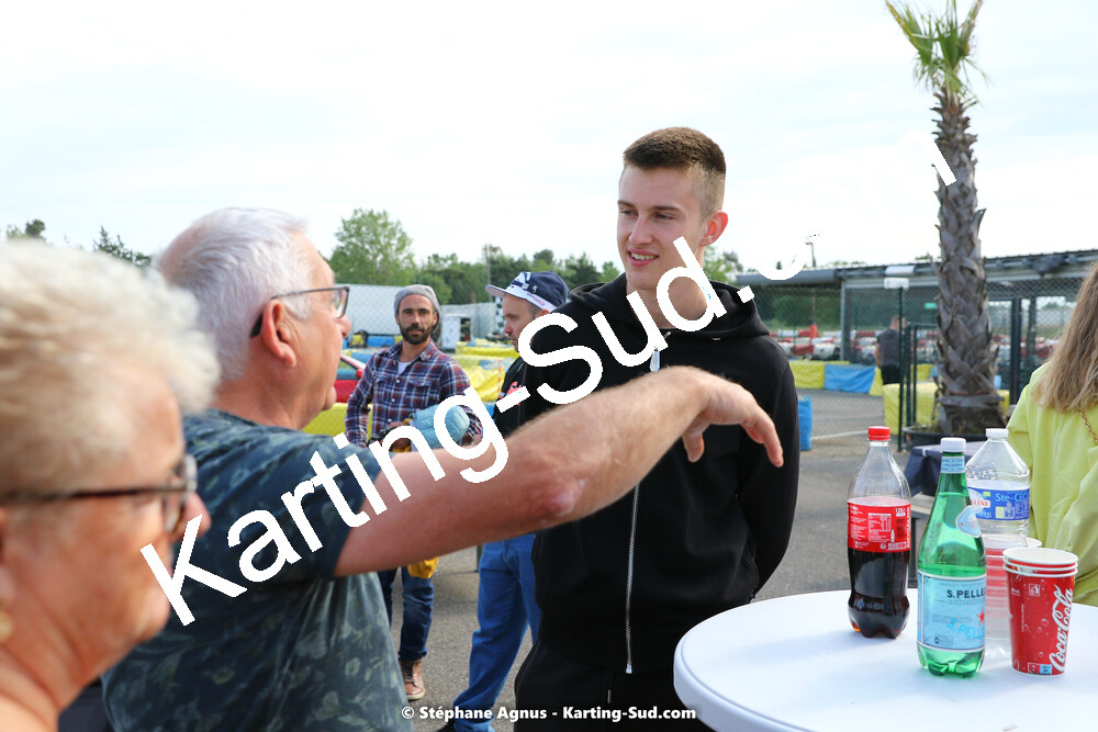 Théo POURCHAIRE — 08/05/2022 : Un baquet pour Adrien à Megakart Vias (Photos Stéphane Agnus) 2022 — karting