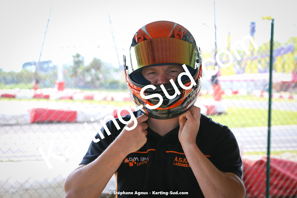 08/05/2022 : Un baquet pour Adrien à Megakart Vias (Photos Stéphane Agnus) 2022 — karting