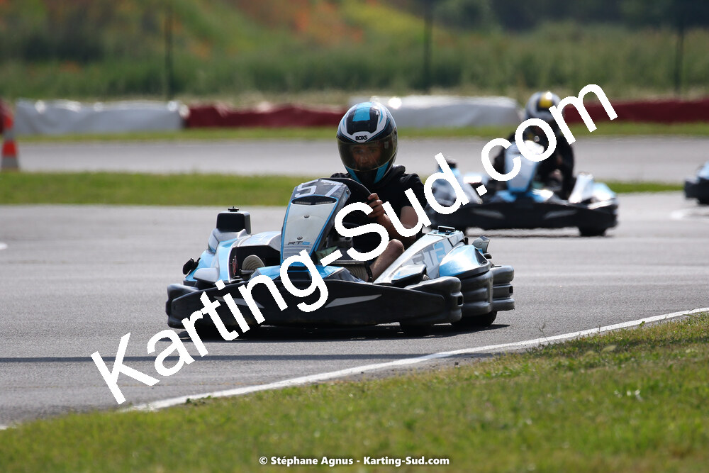 08/05/2022 : Un baquet pour Adrien à Megakart Vias (Photos Stéphane Agnus) 2022 — karting