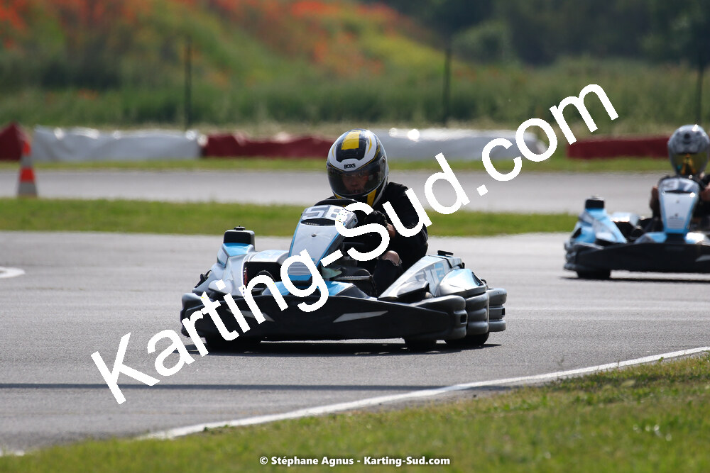 08/05/2022 : Un baquet pour Adrien à Megakart Vias (Photos Stéphane Agnus) 2022 — karting