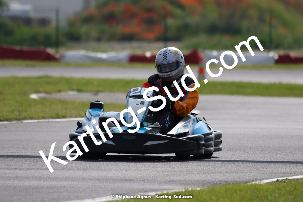 08/05/2022 : Un baquet pour Adrien à Megakart Vias (Photos Stéphane Agnus) 2022 — karting