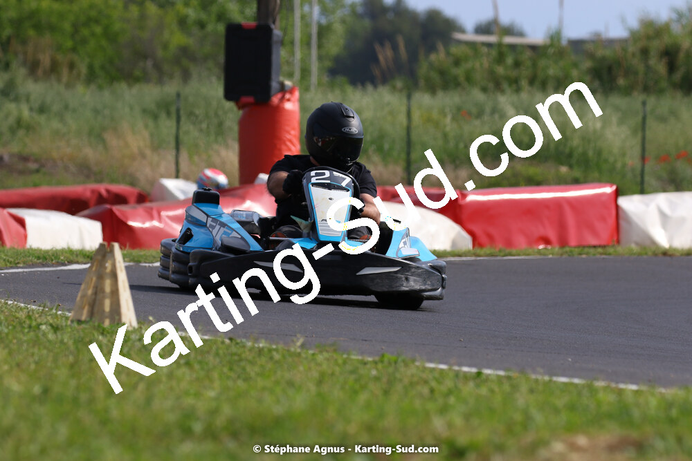 08/05/2022 : Un baquet pour Adrien à Megakart Vias (Photos Stéphane Agnus) 2022 — karting