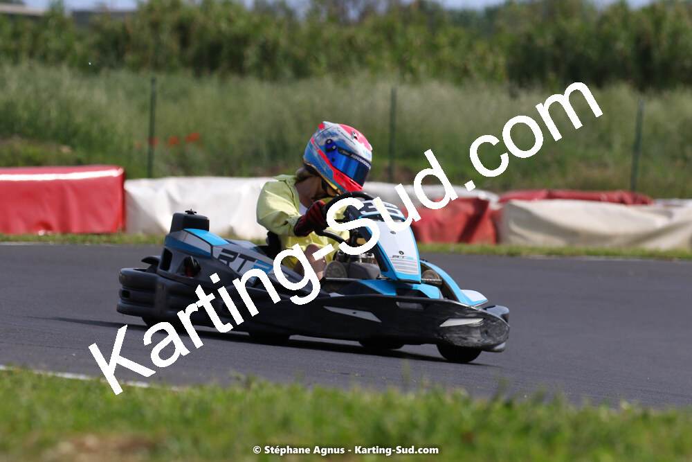 08/05/2022 : Un baquet pour Adrien à Megakart Vias (Photos Stéphane Agnus) 2022 — karting