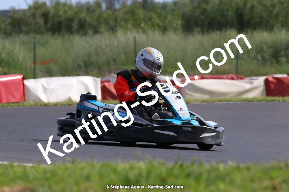 08/05/2022 : Un baquet pour Adrien à Megakart Vias (Photos Stéphane Agnus) 2022 — karting