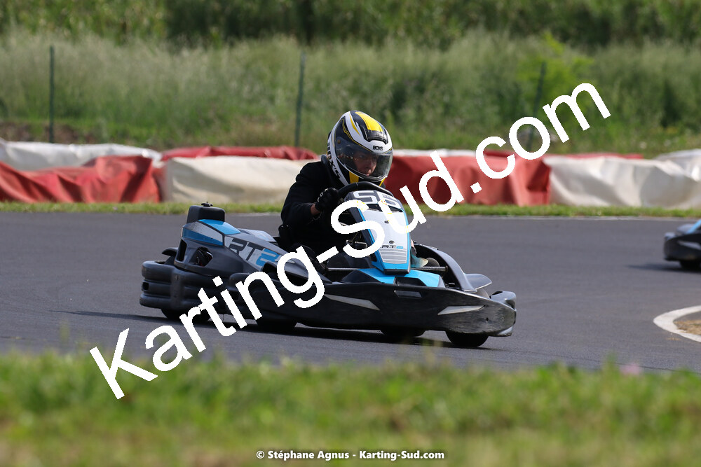 08/05/2022 : Un baquet pour Adrien à Megakart Vias (Photos Stéphane Agnus) 2022 — karting