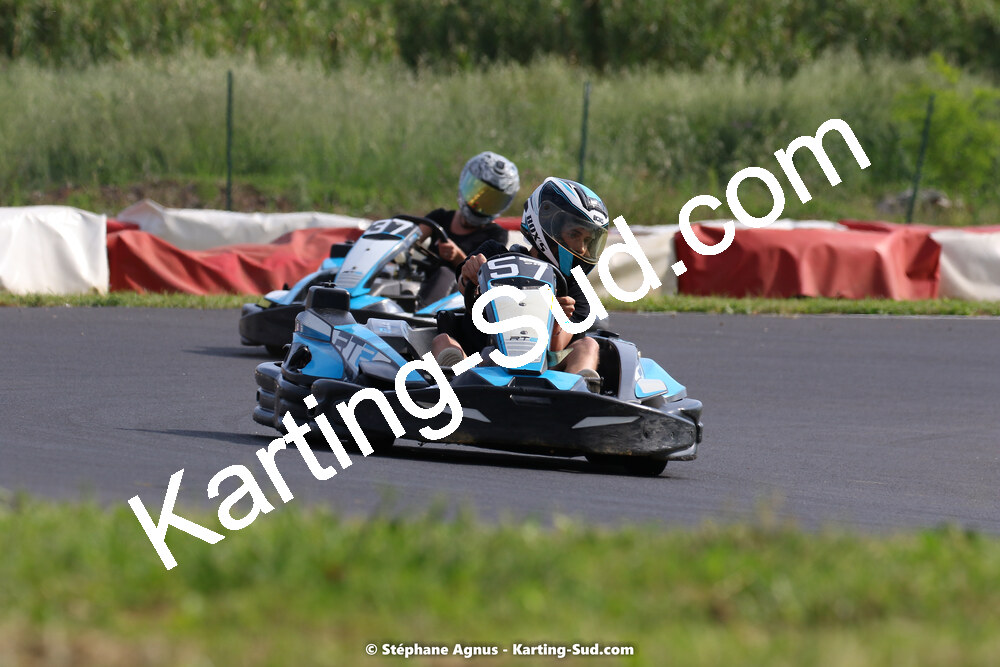 08/05/2022 : Un baquet pour Adrien à Megakart Vias (Photos Stéphane Agnus) 2022 — karting