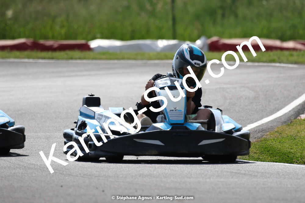 08/05/2022 : Un baquet pour Adrien à Megakart Vias (Photos Stéphane Agnus) 2022 — karting
