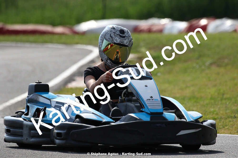 08/05/2022 : Un baquet pour Adrien à Megakart Vias (Photos Stéphane Agnus) 2022 — karting