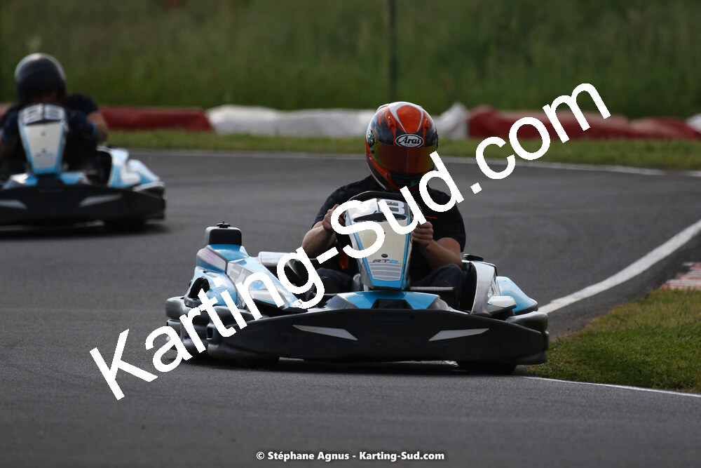 08/05/2022 : Un baquet pour Adrien à Megakart Vias (Photos Stéphane Agnus) 2022 — karting