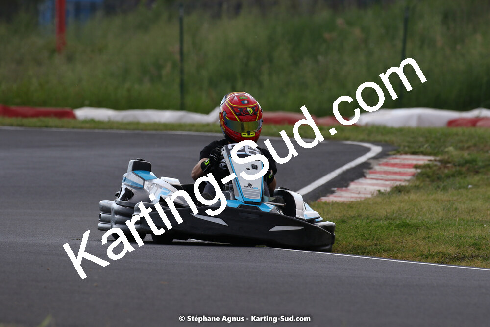 08/05/2022 : Un baquet pour Adrien à Megakart Vias (Photos Stéphane Agnus) 2022 — karting