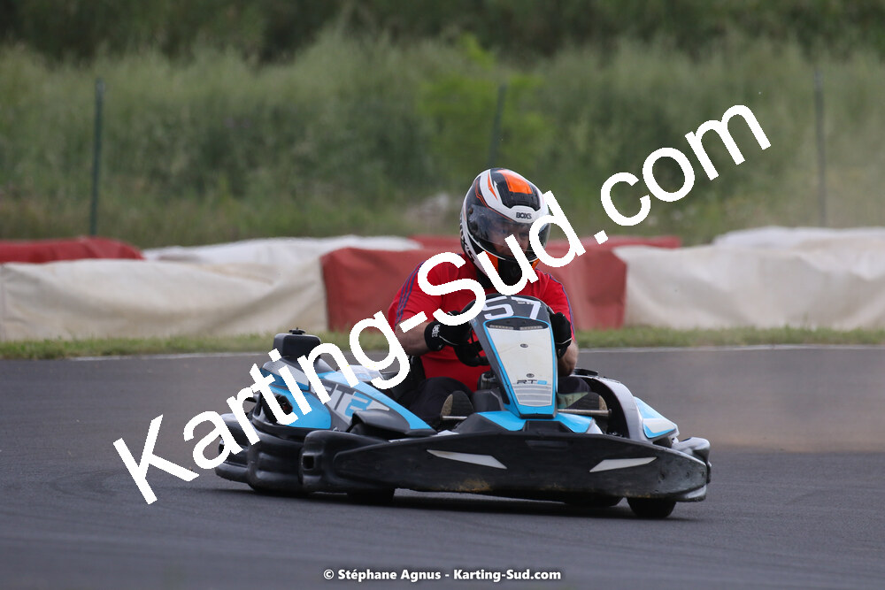 08/05/2022 : Un baquet pour Adrien à Megakart Vias (Photos Stéphane Agnus) 2022 — karting