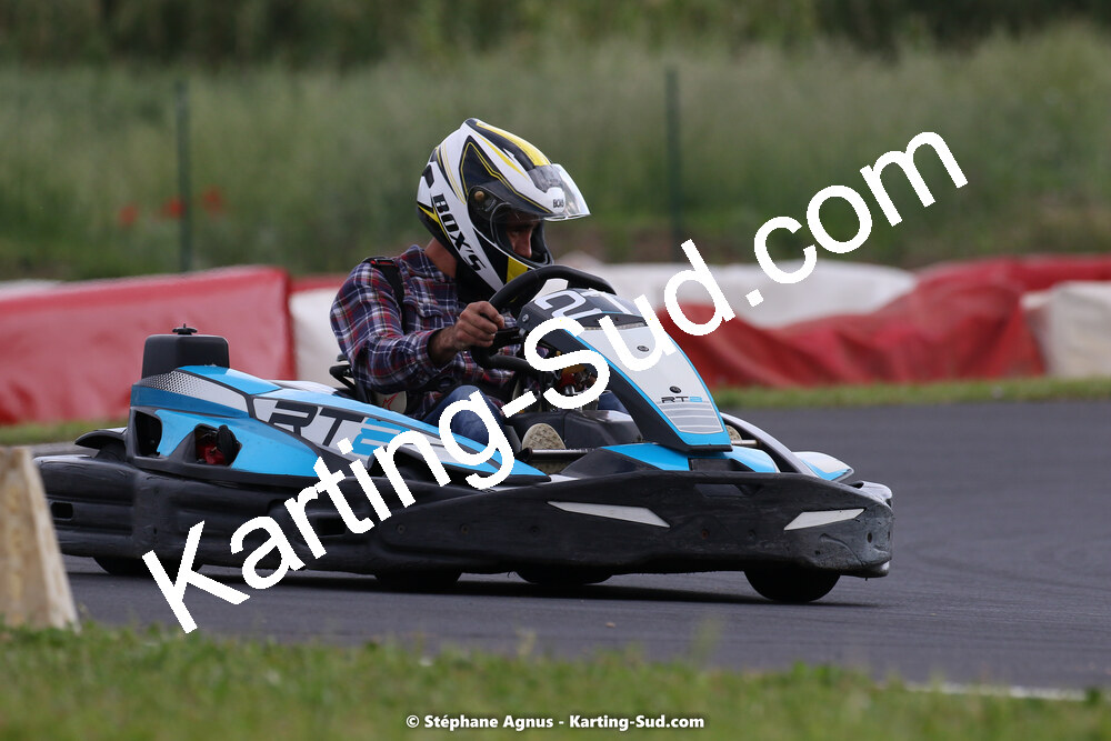 08/05/2022 : Un baquet pour Adrien à Megakart Vias (Photos Stéphane Agnus) 2022 — karting