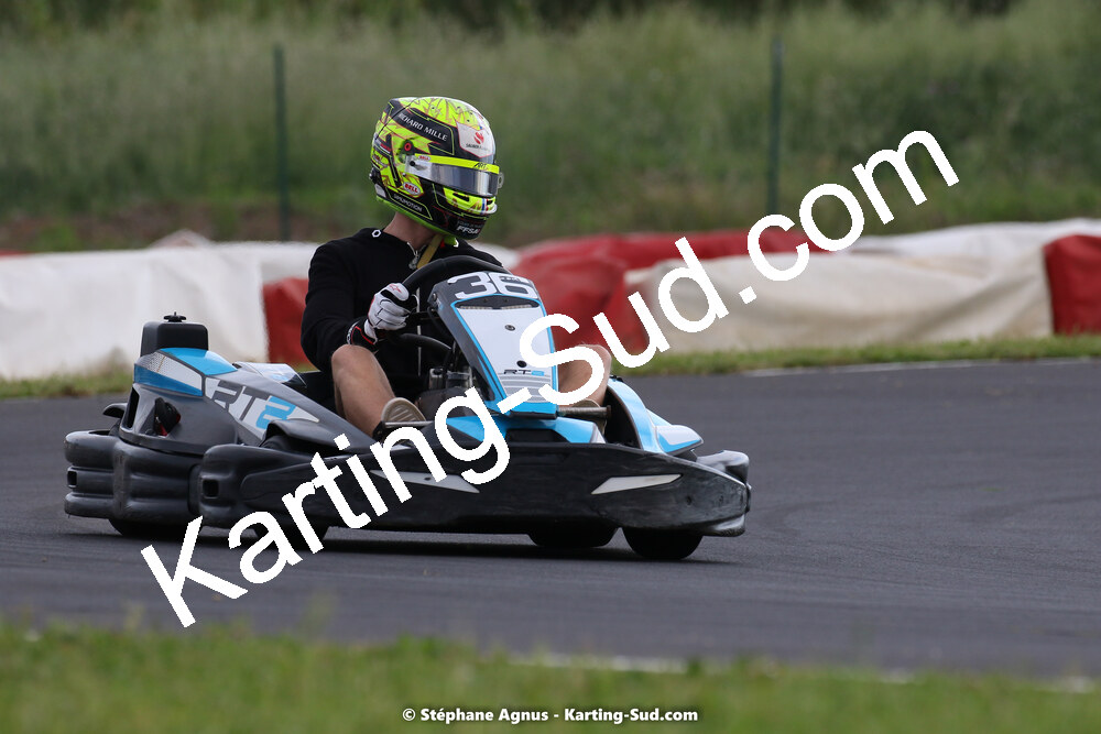 08/05/2022 : Un baquet pour Adrien à Megakart Vias (Photos Stéphane Agnus) 2022 — karting