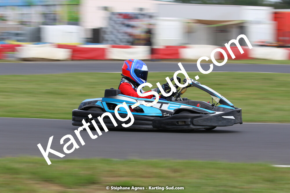 08/05/2022 : Un baquet pour Adrien à Megakart Vias (Photos Stéphane Agnus) 2022 — karting