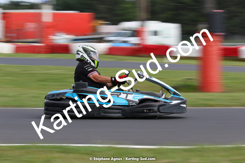 08/05/2022 : Un baquet pour Adrien à Megakart Vias (Photos Stéphane Agnus) 2022 — karting