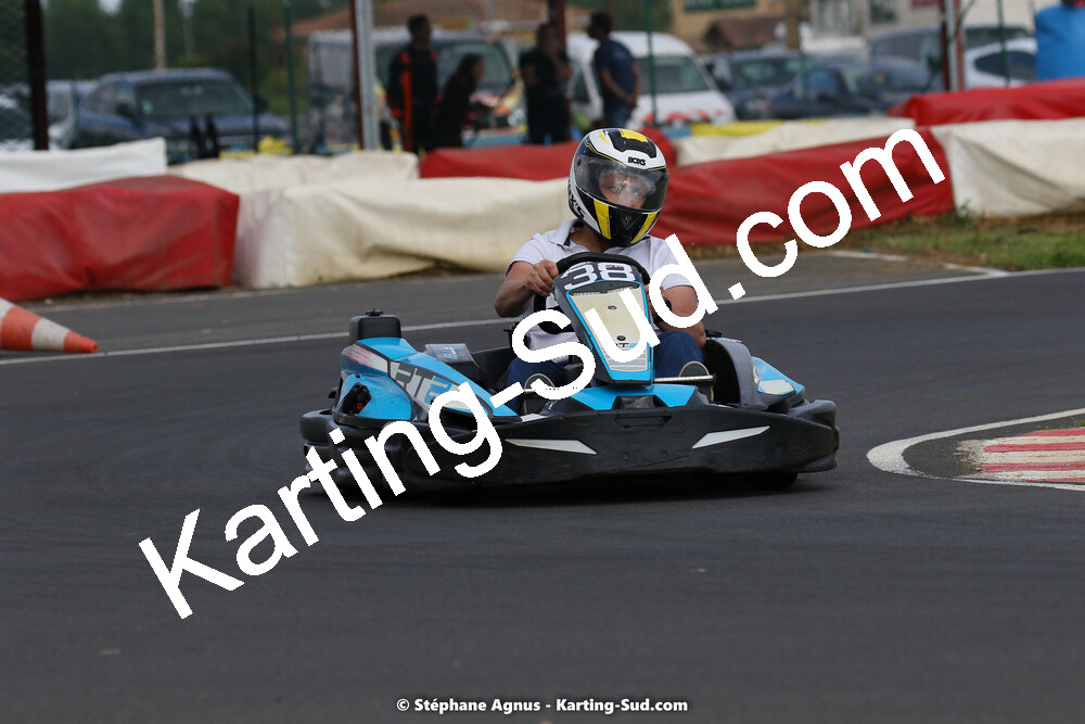 08/05/2022 : Un baquet pour Adrien à Megakart Vias (Photos Stéphane Agnus) 2022 — karting